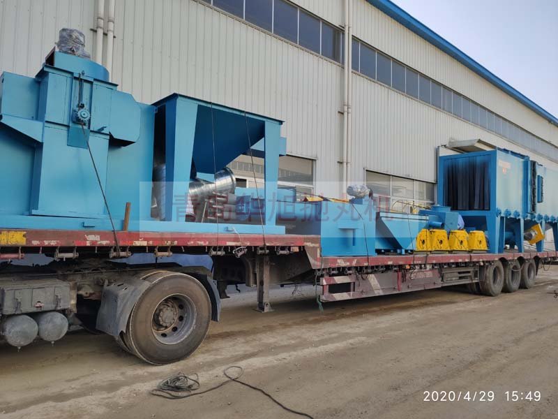 Q6915輥道通過式拋丸機發往云南大理